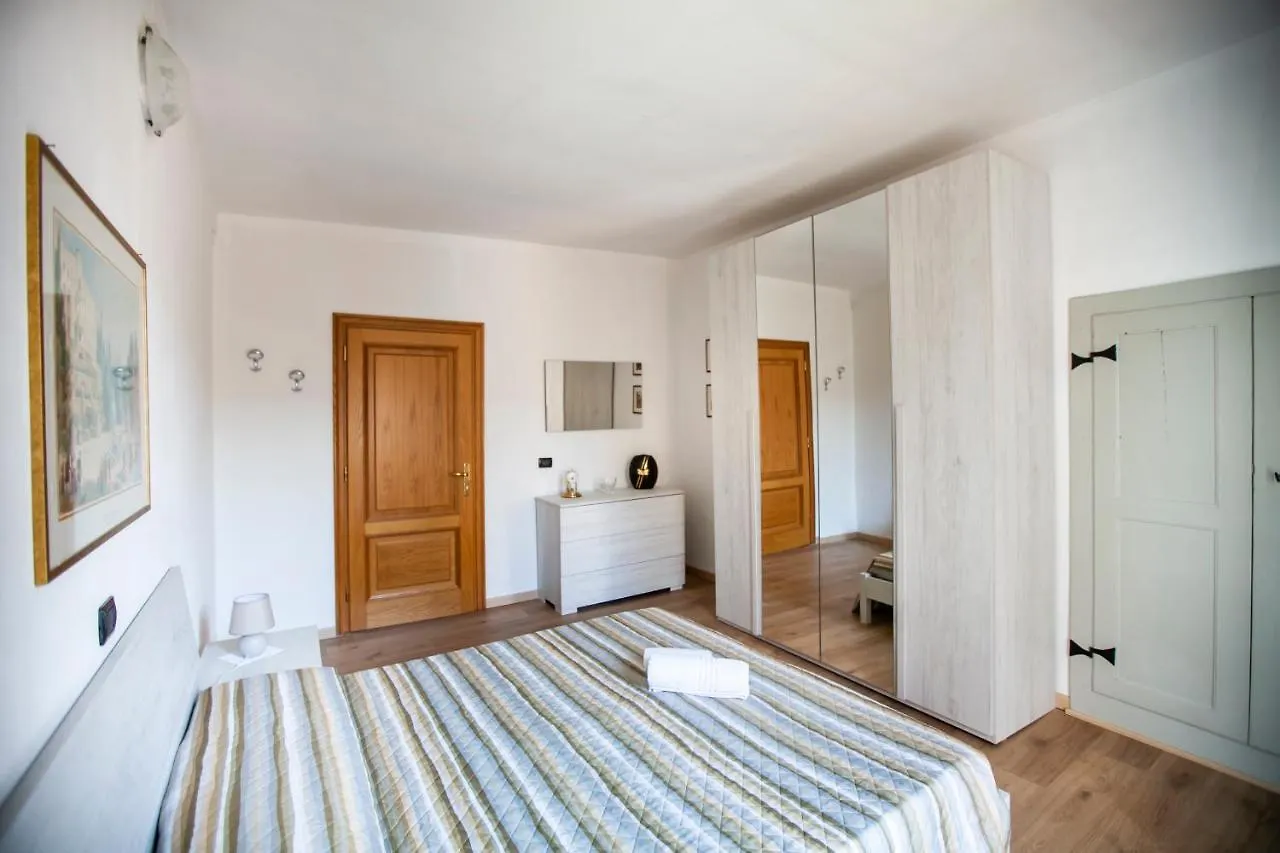 Renzo E Lucia Apartment Carate Urio Italy