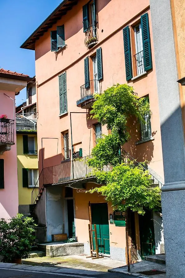 Renzo E Lucia Apartment Carate Urio Italy