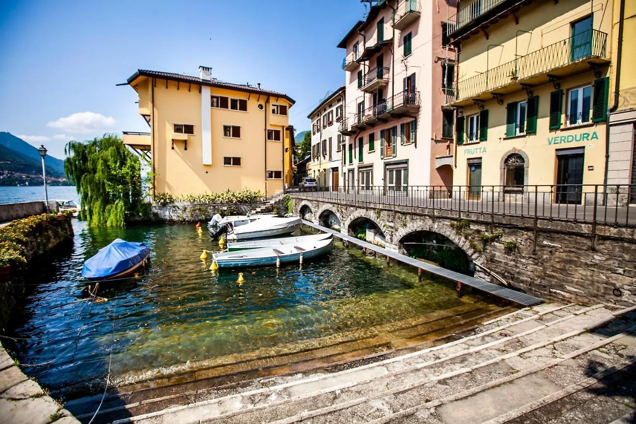 Renzo E Lucia Apartment Carate Urio Italy